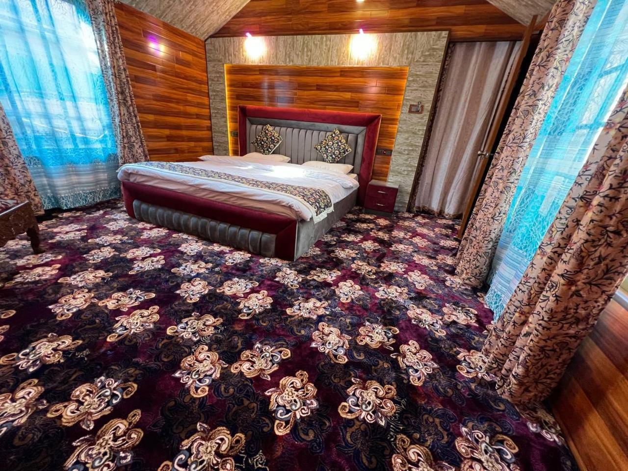 The Heritage Safina Group Of Houseboats Srīnagar 외부 사진