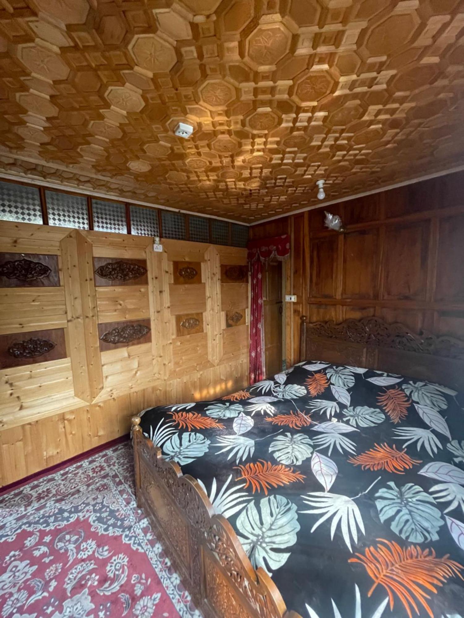 The Heritage Safina Group Of Houseboats Srīnagar 외부 사진